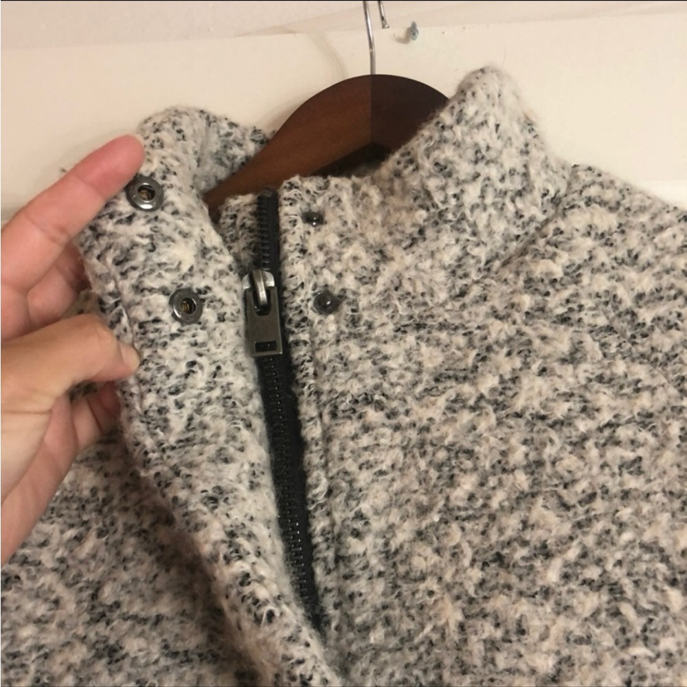H&M fall/winter coat - Picture 7 of 8